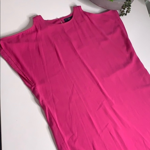 Mossimo Basic Cold Shoulder Hot Pink Box Shift Dress Mini casual medium - Picture 6 of 7